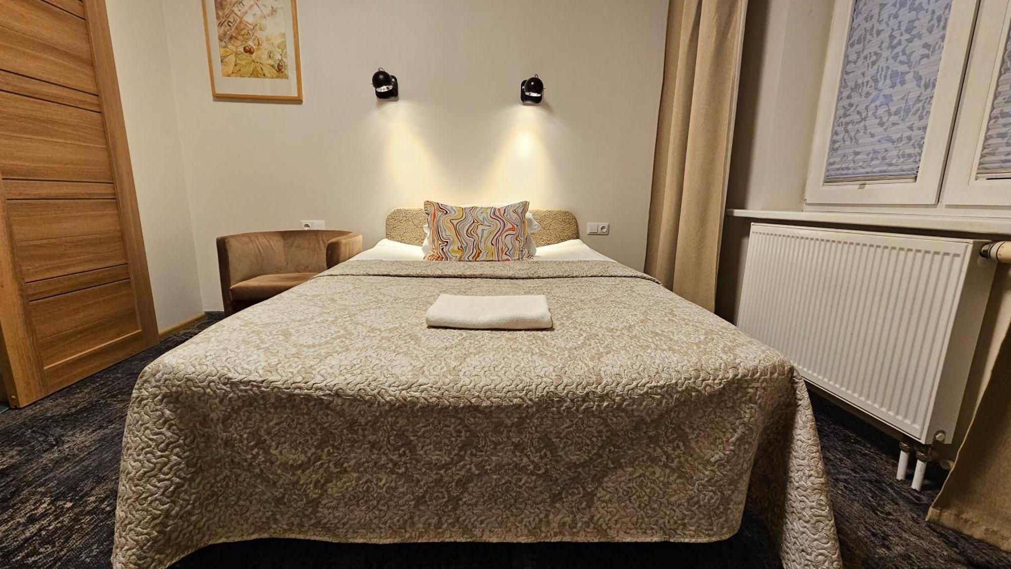 Nileja Hotell VNO Eksteriør bilde