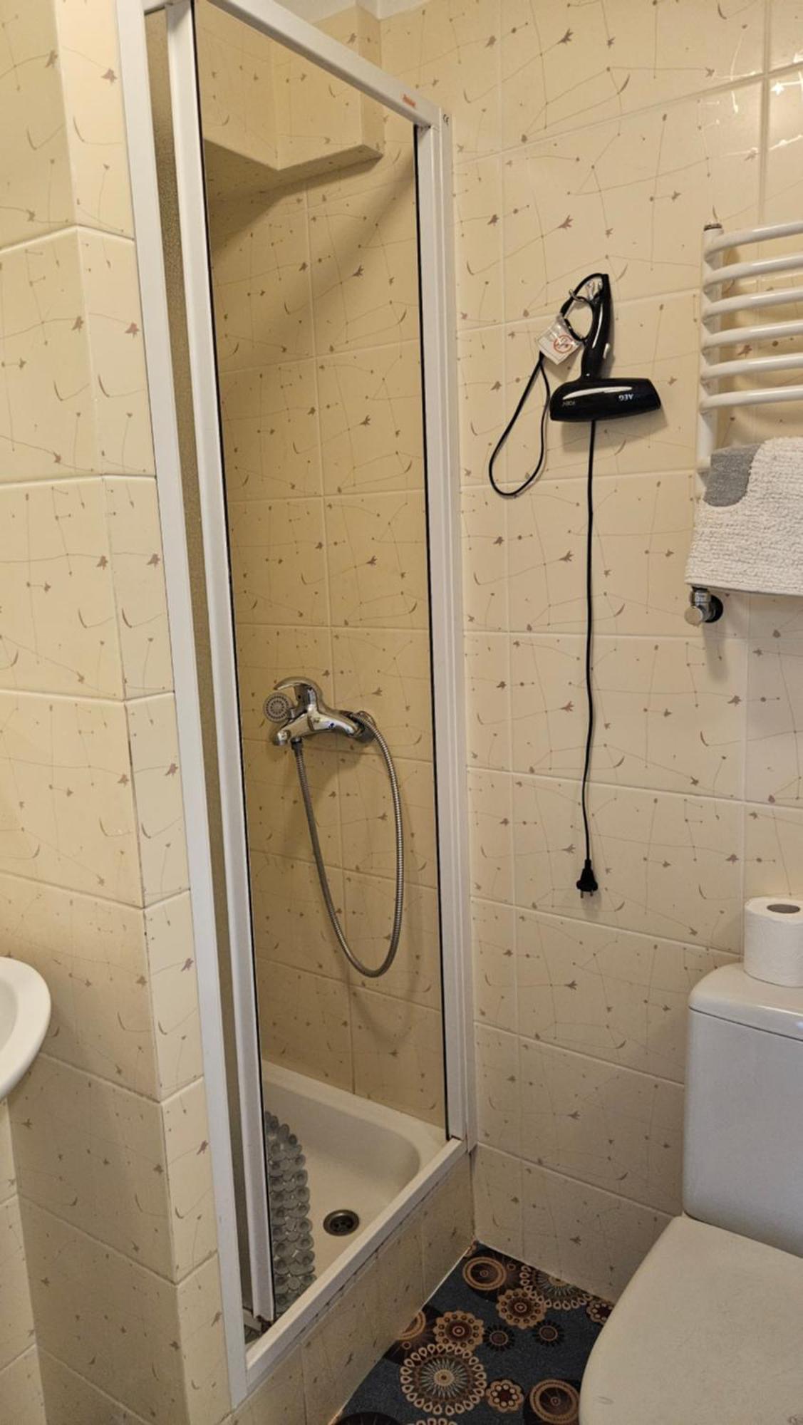 Nileja Hotell VNO Eksteriør bilde